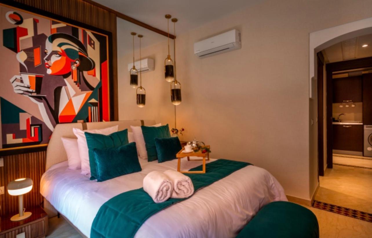 Logement De Luxe Avec Piscine, Hivernage Marrákes Kültér fotó